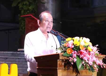 Tiếp tục quan tâm hơn nữa tới trẻ em, đặc biệt là trẻ em hoàn cảnh khó khăn  - ảnh 1